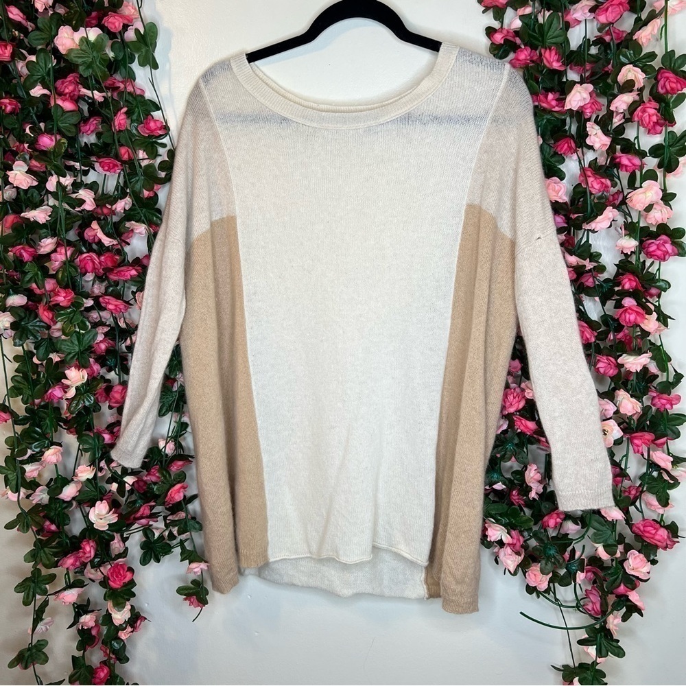 Olivia & Grace Cream Tan 100% Cashmere Blouse Sweater Womens Medium Soft